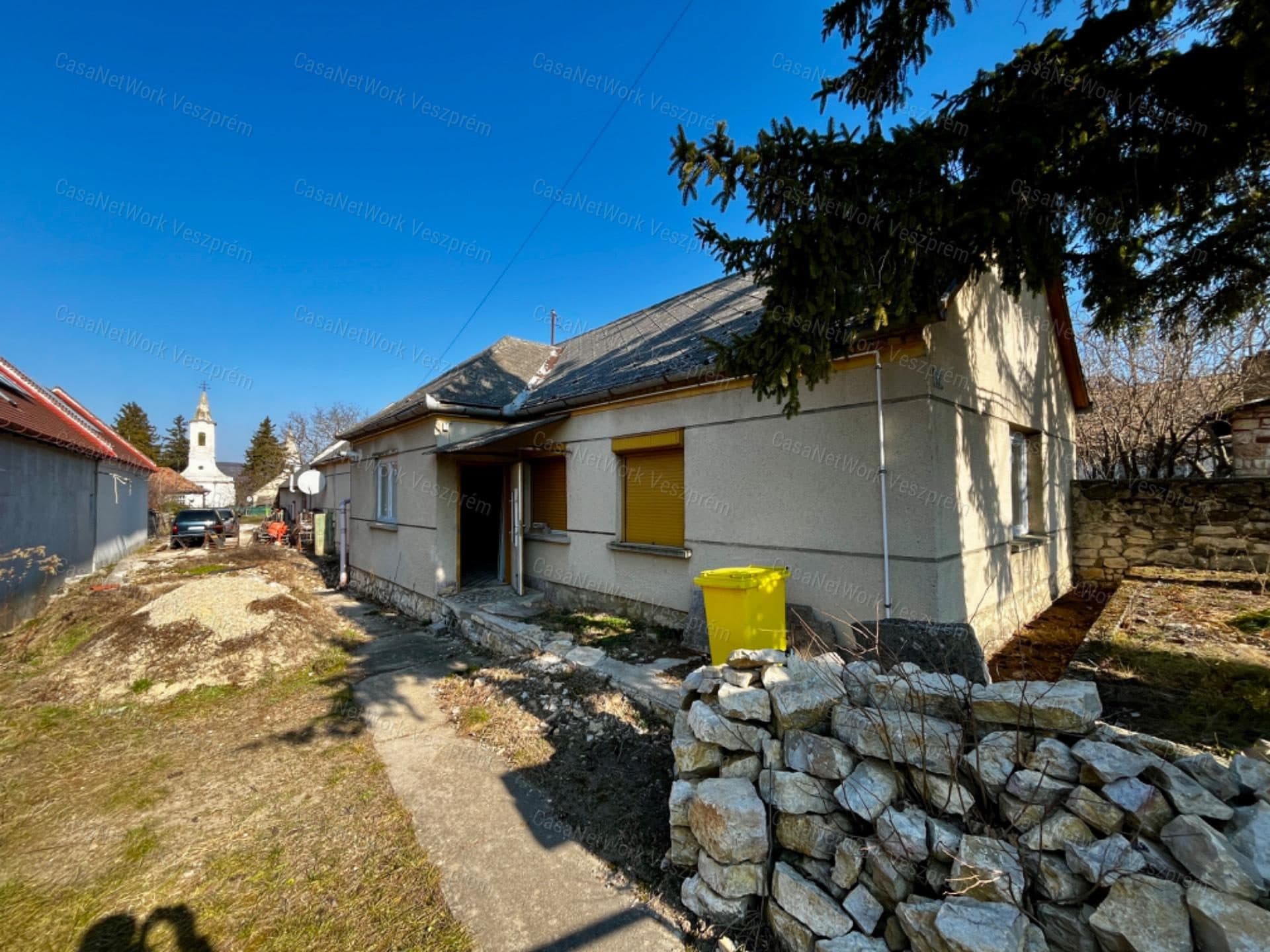 Familienhaus in Überarbeitung in Szentantalfa