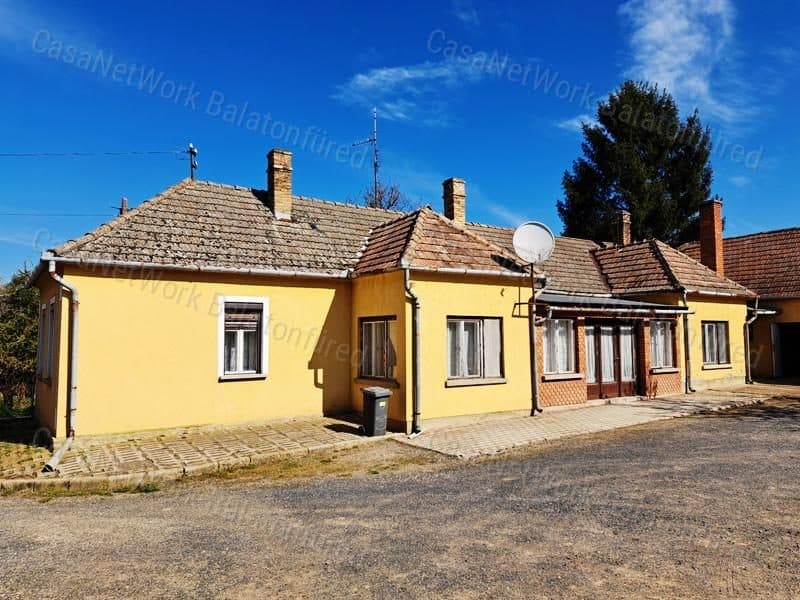 Einfamilienhaus mit vielfältigen Nutzungsmöglichkeiten in Káptalantóti