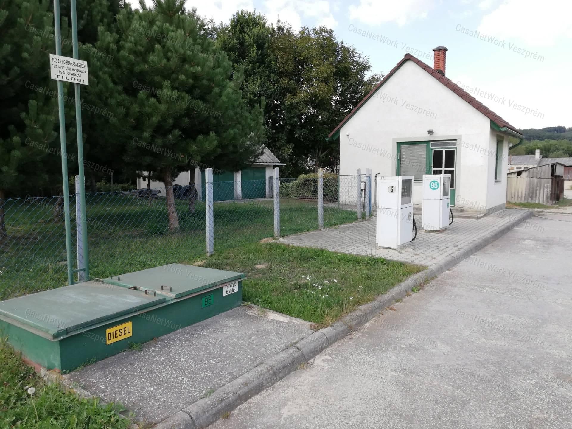 2-köpfige Tankstelle zu verkaufen, BAKONYSZENTKIRÁLY