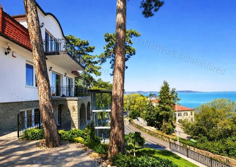 Mediterrane Villa mit Panoramablick auf den Balaton in Tihany