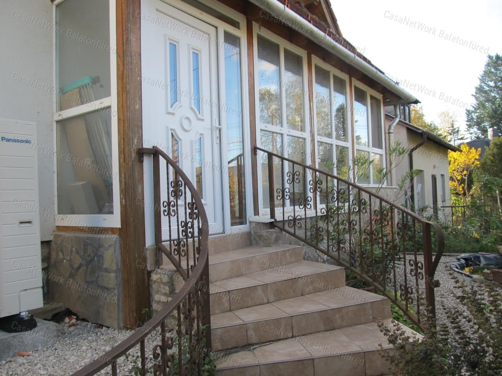 Wassernah gelegenes Einfamilienhaus in Csopak